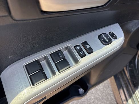 Used 2012 Toyota Camry SE image 15