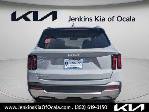 New 2026 Kia Sorento EX w/ EX Premium Package FWD image 4