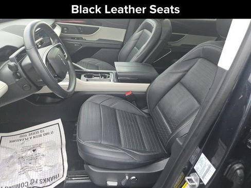 Certified 2024 Lincoln Nautilus Reserve w/ Equipment Group 202A image 4