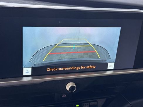 Used 2023 Toyota Crown XLE image 15