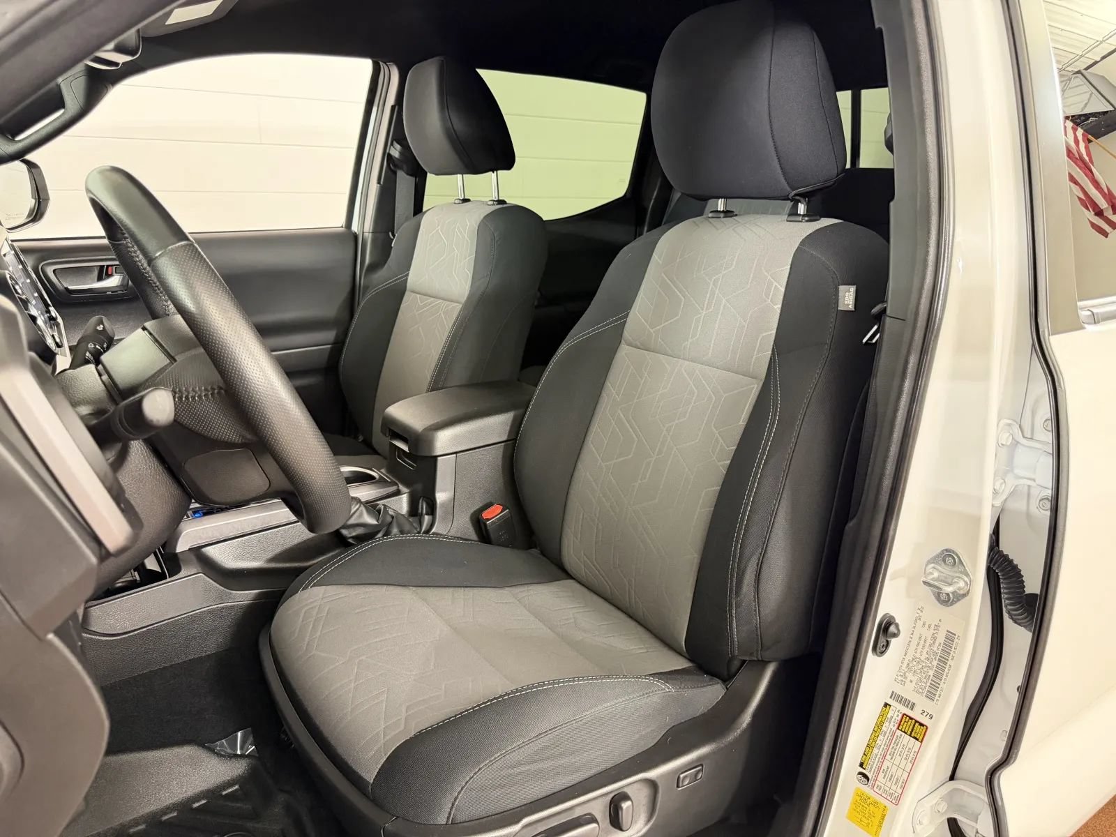 Used 2023 Toyota Tacoma TRD Sport AWD/4WD image 13