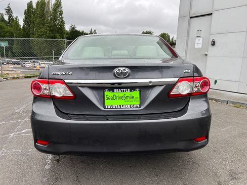 Used 2011 Toyota Corolla LE FWD image 5
