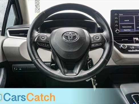 Used 2020 Toyota Corolla LE FWD image 20