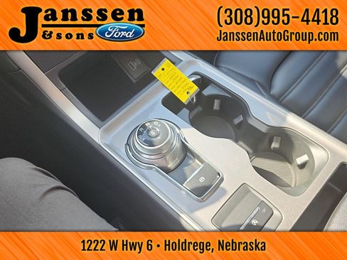 Used 2023 Ford Edge SEL AWD/4WD image 32