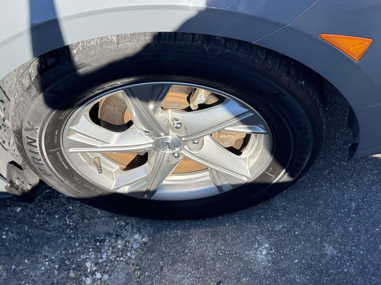 Used 2021 Hyundai Sonata SE w/ Winter Weather Package FWD image 5