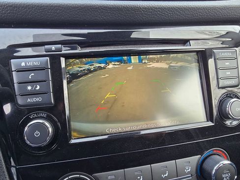 Used 2020 Nissan Rogue Sport S w/ Appearance Package image 37