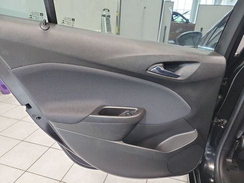Used 2017 Chevrolet Cruze LT FWD image 26