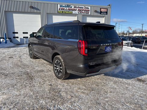 Certified 2025 Ford Expedition Max Platinum image 6