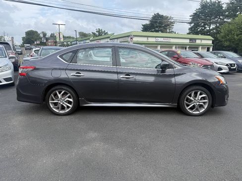 Used 2014 Nissan Sentra SR w/ SR Driver Package FWD image 20