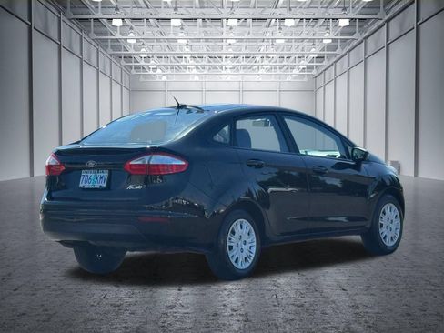 Used 2017 Ford Fiesta S FWD image 10