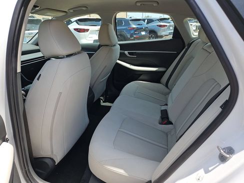 Used 2025 Hyundai Sonata SEL FWD image 28