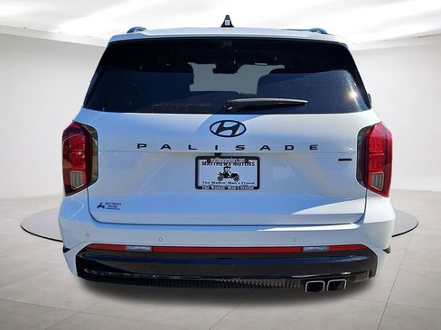 Used 2024 Hyundai Palisade Calligraphy AWD/4WD image 3