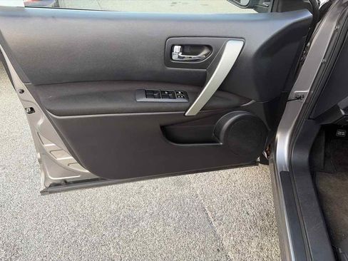 Used 2013 Nissan Rogue S w/ Special Edition Pkg AWD/4WD image 6