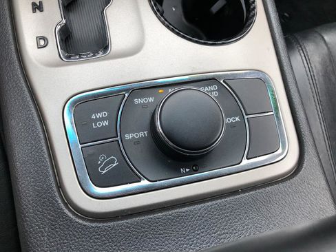 Used 2012 Jeep Grand Cherokee Altitude AWD/4WD image 25