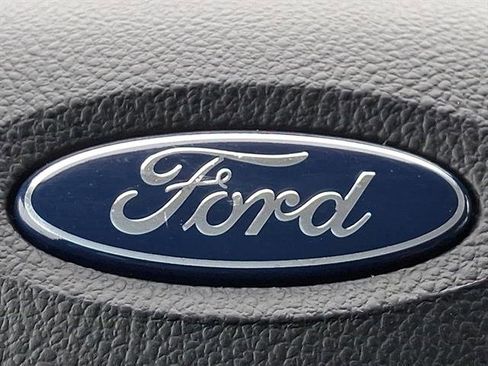 Certified 2017 Ford Escape Titanium AWD/4WD image 31