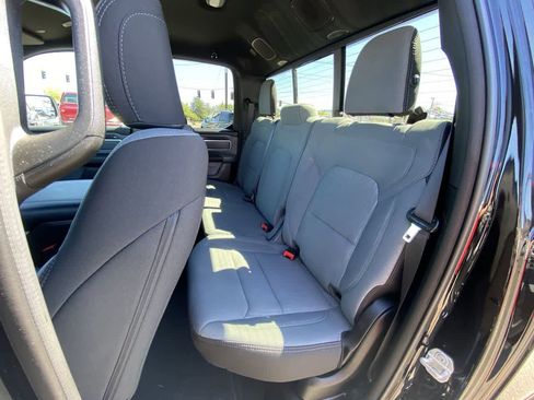 Used 2022 RAM 1500 Big Horn AWD/4WD image 22