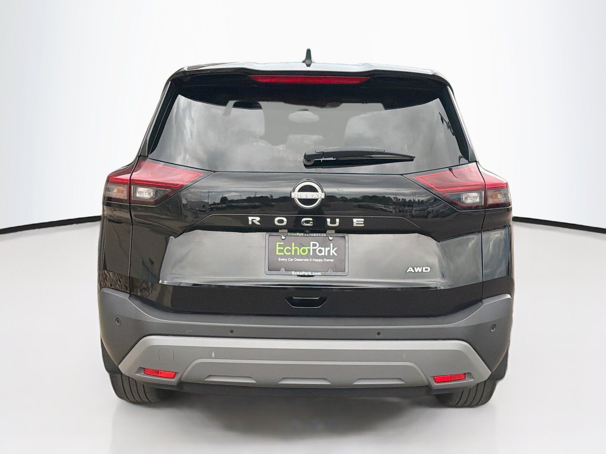 Used 2023 Nissan Rogue S AWD/4WD image 7