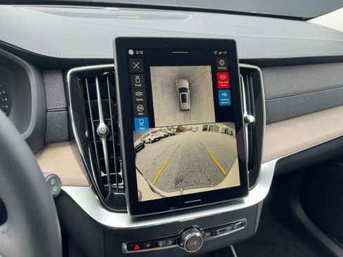 New 2026 Volvo XC90 B6 Plus w/ Protection Package image 22