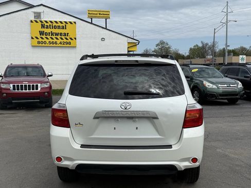Used 2010 Toyota Highlander 2WD image 4