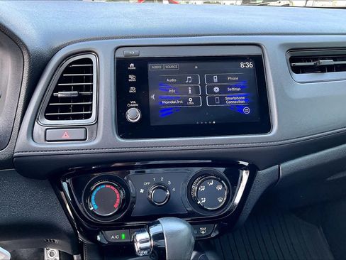 Used 2021 Honda HR-V Sport image 32