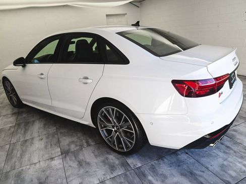 Used 2022 Audi S4 Prestige w/ Prestige Package image 4