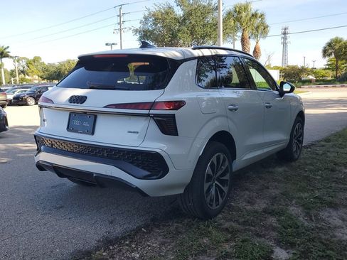 New 2026 Audi Q3 quattro 2.0T AWD/4WD image 5