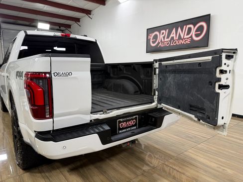 Used 2024 Ford F150 Platinum w/ FX4 Off-Road Package AWD/4WD image 7
