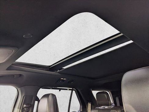 Used 2020 Ford Explorer ST w/ ST Street Pack image 19