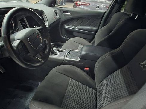 Used 2022 Dodge Charger Scat Pack RWD image 15