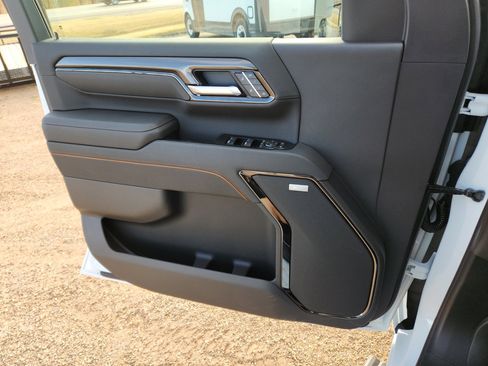 New 2026 GMC Sierra 2500 AT4 w/ Max Trailering Package image 14