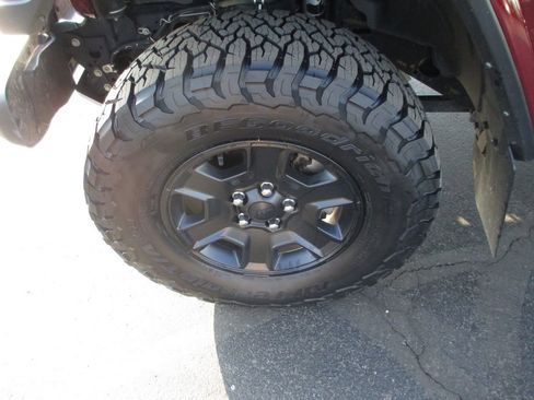 Used 2021 Jeep Gladiator Mojave w/ Cold Weather Group image 13