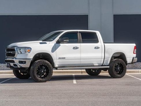 Used 2019 RAM 1500 Big Horn AWD/4WD image 2