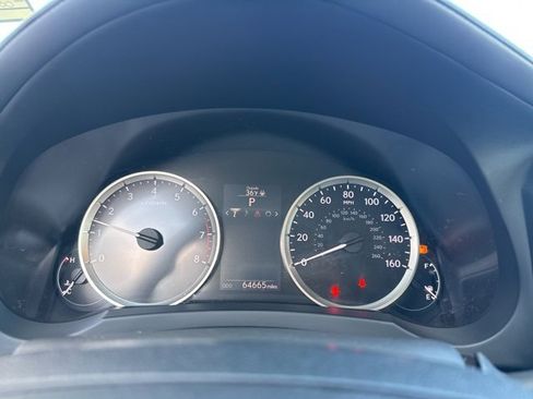 Used 2016 Lexus IS 300 AWD image 11