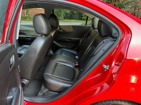 Used 2017 Chevrolet Sonic Premier image 17