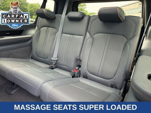 Used 2023 Jeep Grand Wagoneer L Series II w/ Premium Group II AWD/4WD image 28