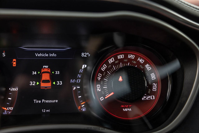 Used 2022 Dodge Challenger SRT Hellcat RWD image 29