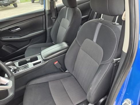 Used 2024 Nissan Sentra SV FWD image 4