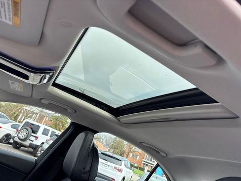 Used 2022 Mercedes-Benz C 300 Sedan image 14