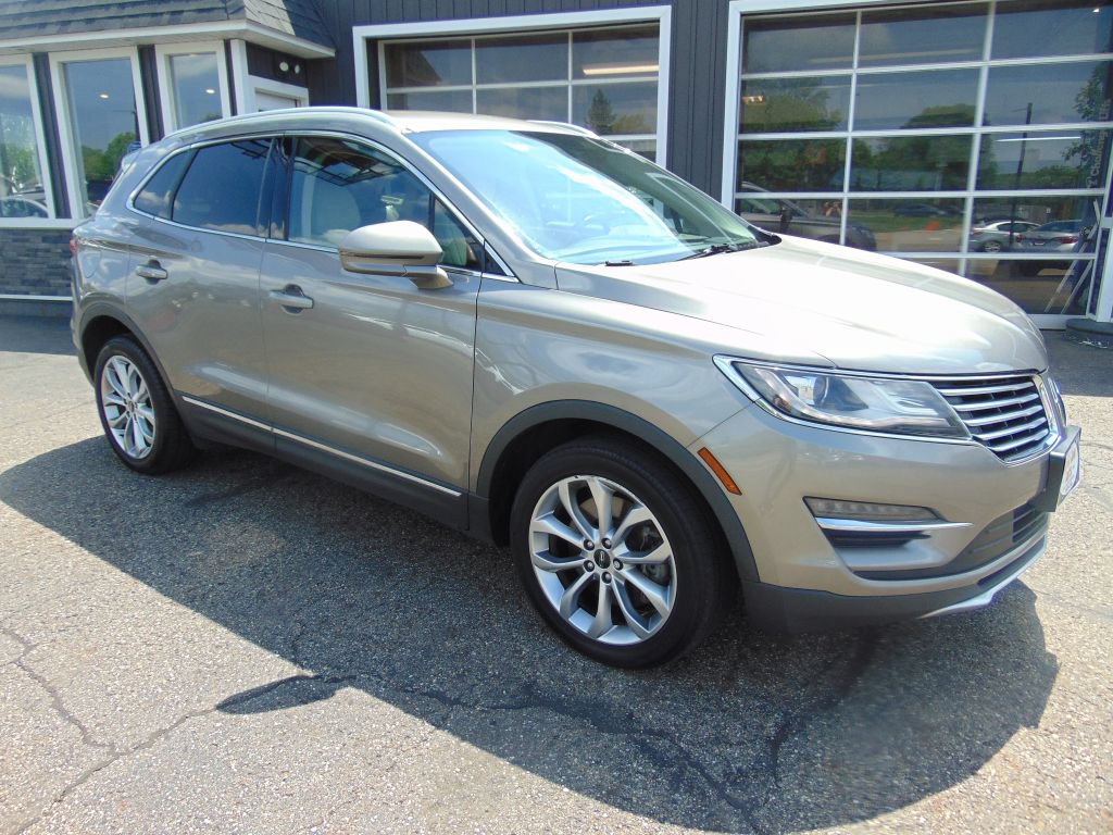 Used 2017 Lincoln MKC Select AWD/4WD image 6