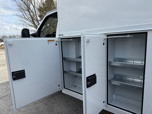 New 2026 Ford E-350 and Econoline 350 Super Duty w/ Power Equipment Group image 18