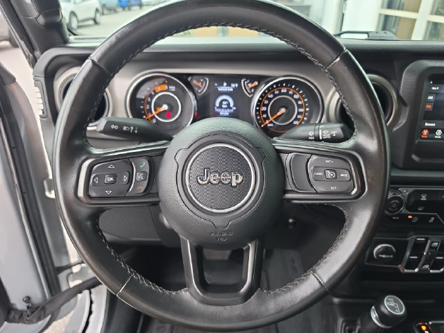 Used 2022 Jeep Gladiator Overland AWD/4WD image 26