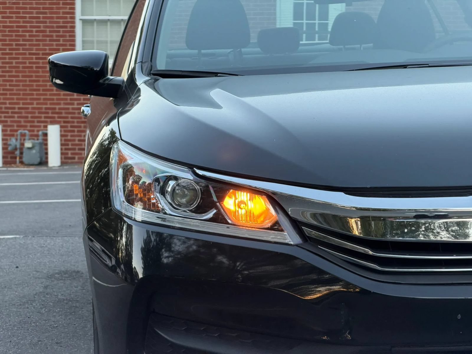 Used 2017 Honda Accord LX image 11