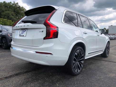 New 2026 Volvo XC90 B5 Ultra w/ Protection Package Premier image 6