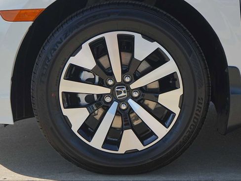 Used 2026 Honda Odyssey EX-L image 7