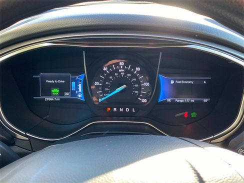 Used 2018 Ford Fusion S image 17