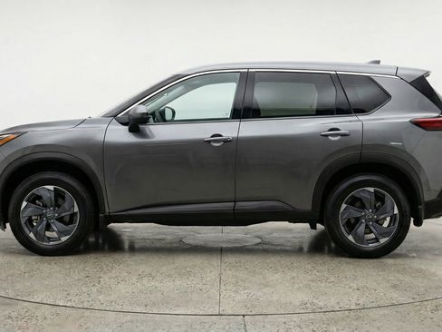 Used 2025 Nissan Rogue SV image 5