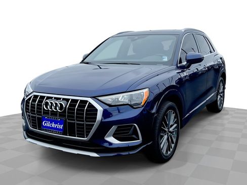 Used 2021 Audi Q3 2.0T Premium w/ 19" Wheel Package AWD/4WD image 1
