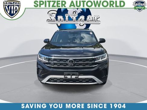 Used 2023 Volkswagen Atlas Cross Sport SE w/ Black Wheel Package AWD/4WD image 3