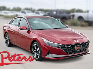 Used 2023 Hyundai Elantra Limited w/ Preferred Accessory Package FWD video 1
