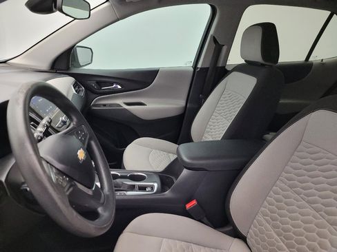 Used 2021 Chevrolet Equinox LT w/ LPO, Floor Liner Package FWD image 17